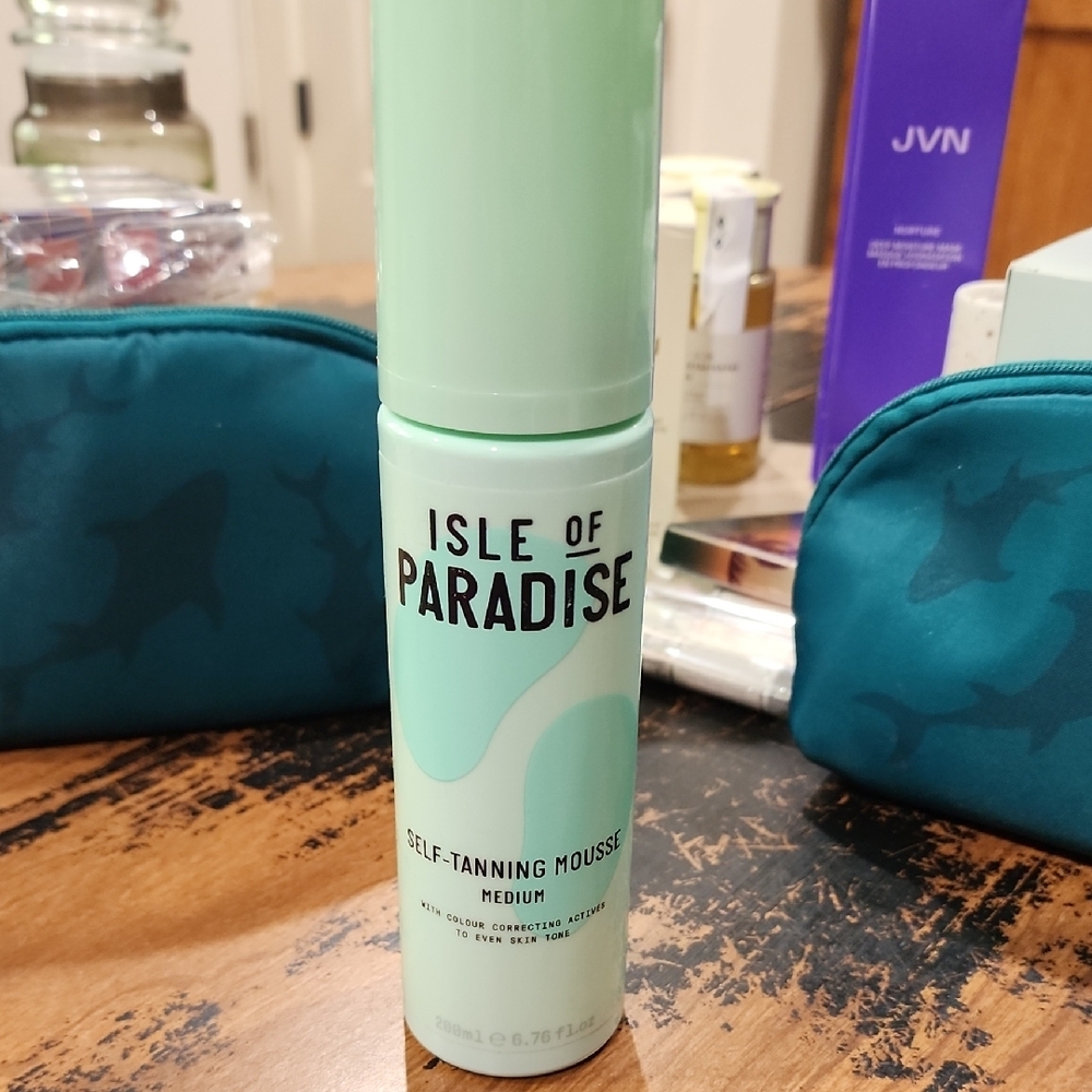 Isle Of Paradise NEW Medium Self-Tanning Mousse